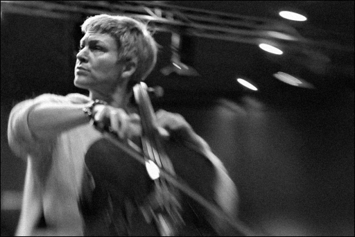 QuirineViersenLensbaby_1110943-BW-NS4.