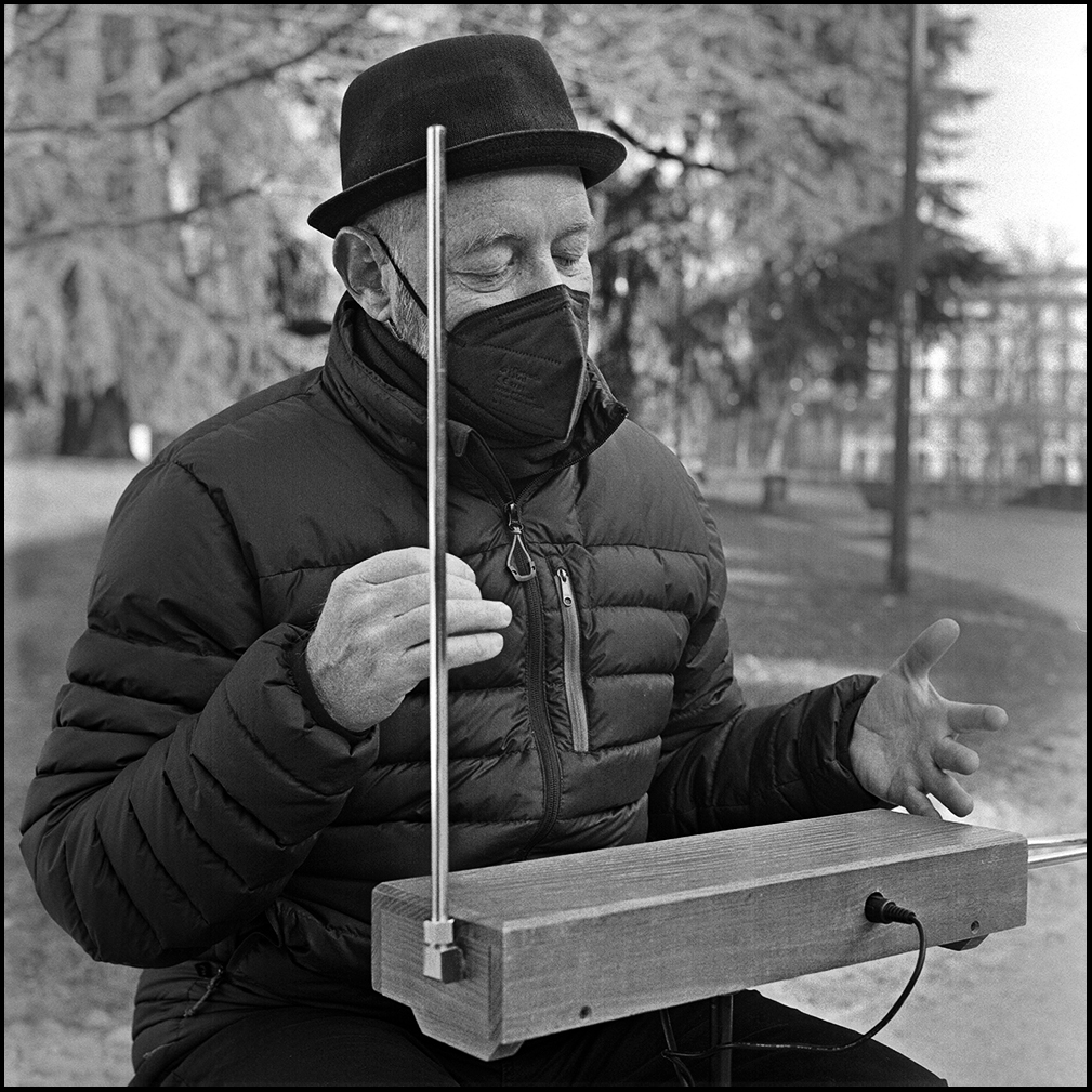 05-GianniGuaglio-Theremin.