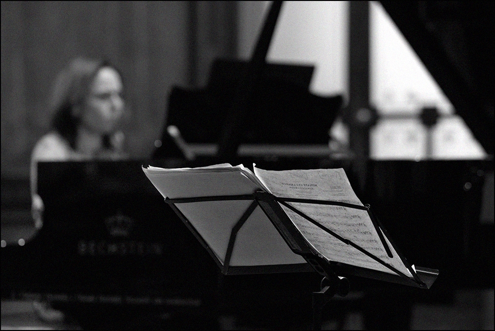 9151
